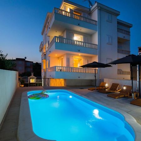 Brand New Aparment With Sea View & Swimming Pool At Ciovo - Villa Fiorentini Trogir Luaran gambar