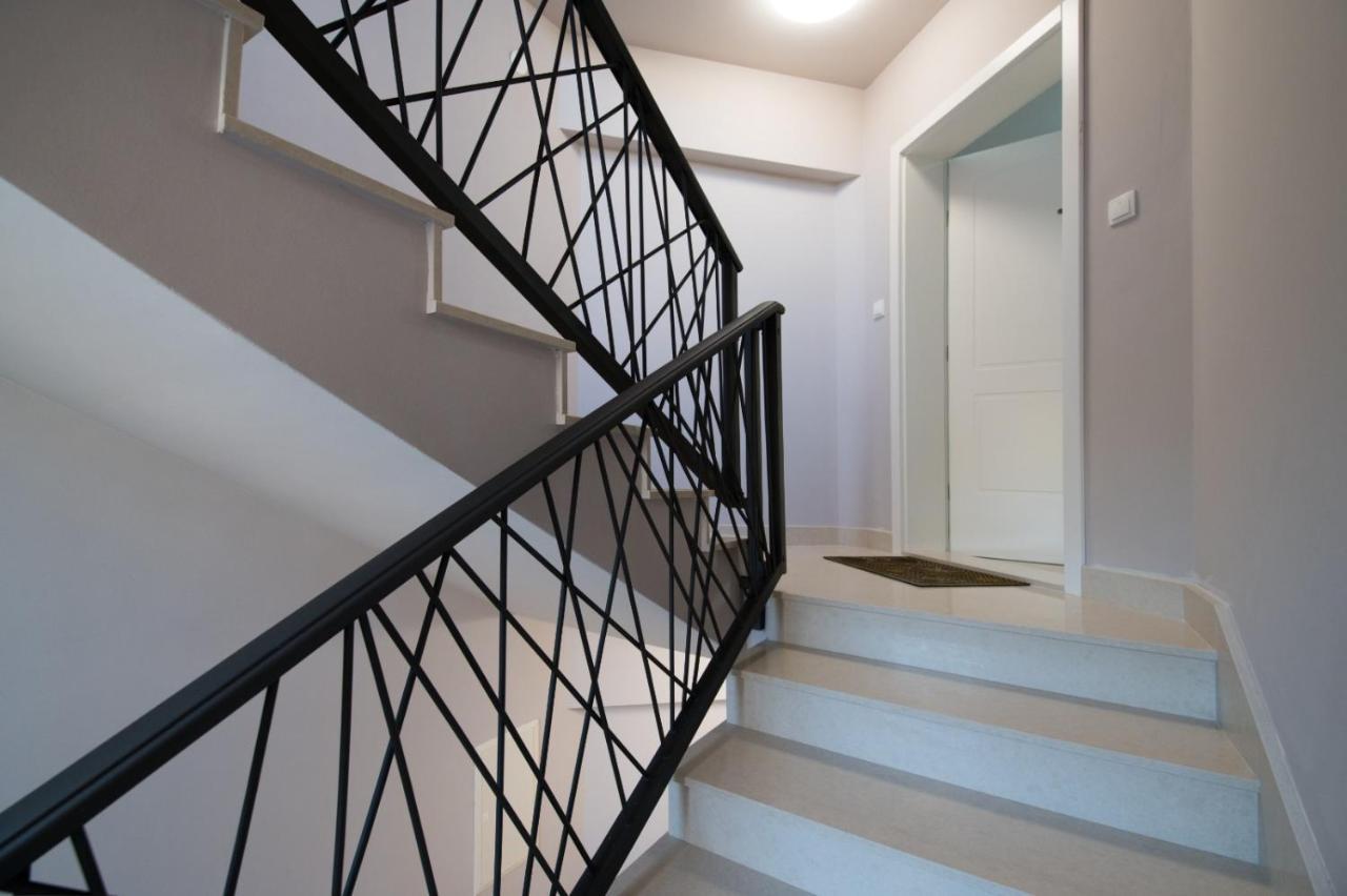 Brand New Aparment With Sea View & Swimming Pool At Ciovo - Villa Fiorentini Trogir Luaran gambar