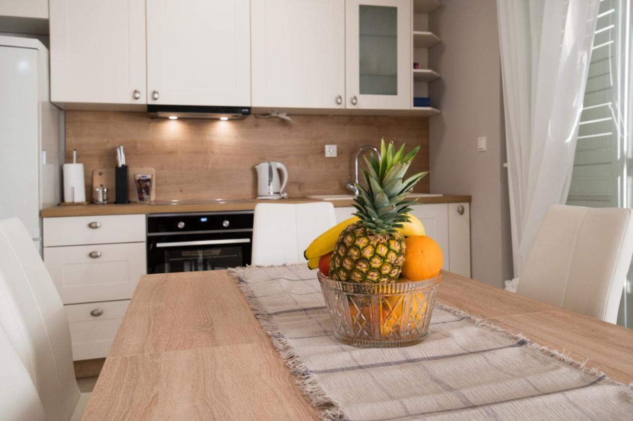 Brand New Aparment With Sea View & Swimming Pool At Ciovo - Villa Fiorentini Trogir Luaran gambar